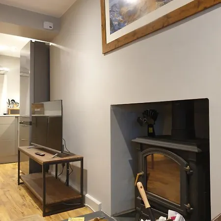 No8 3 Bed Winter Deals Offered 3 Nights Or Nov-mar *